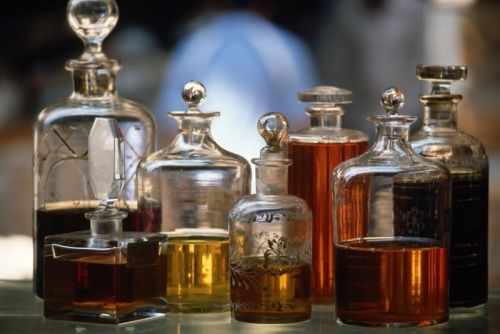 تاریخچه تولید و استفاده از عطر و ادکلن در دنیا!