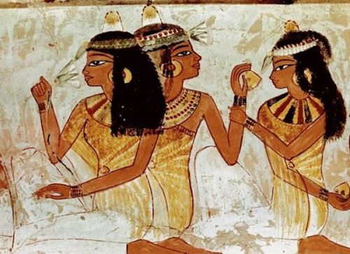 تاریخچه عطر در مصر