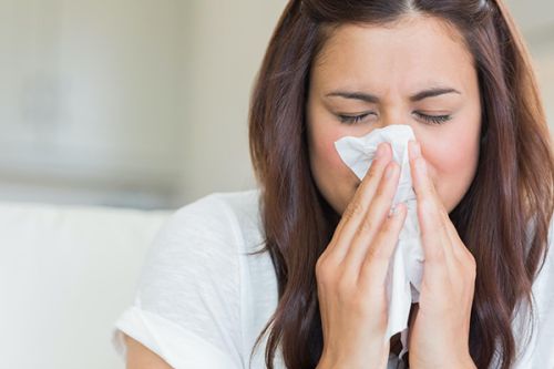 چگونه از بروز آلرژی و سردرد نسبت به عطرها جلوگیری کنیم