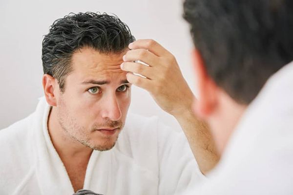 کمآبی و خشکی مو از مضرات استفاده از ژل مو