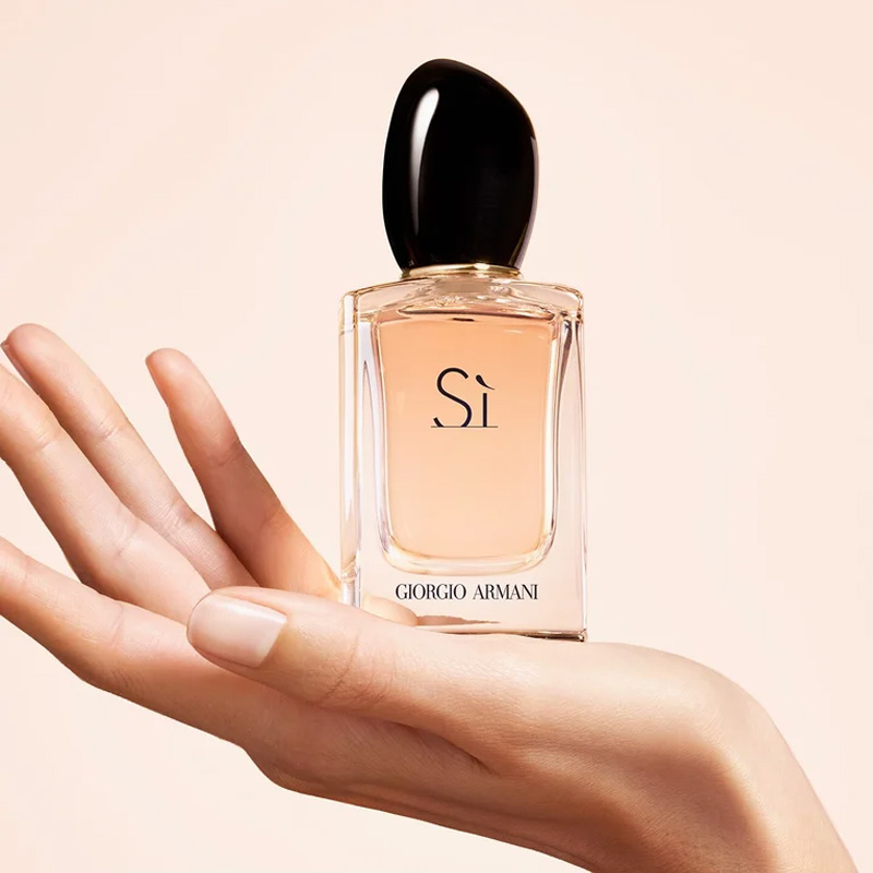 giorgio armani sì