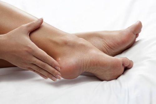 خشکی پا، علل و راه‌های درمان آن