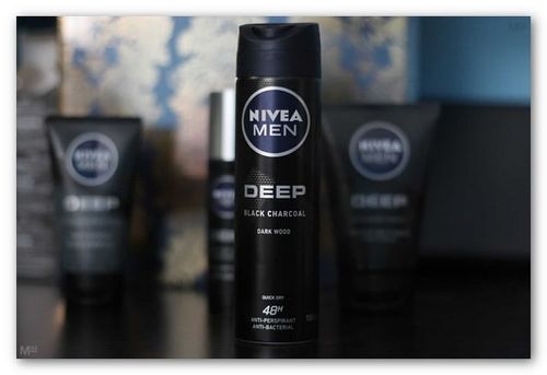 اسپری بدن 48 ساعته بلک کربن دارک وود مردانه نیوآ