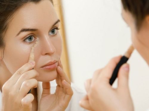 تاثیر محصولات آرایشی بر روی پوست