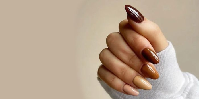 عکس خفن رنگ لاک ترند 2025 پاییز